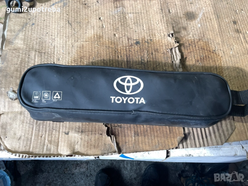 Авариен Комплект Аварийна Аптечка Авто Toyota, снимка 1