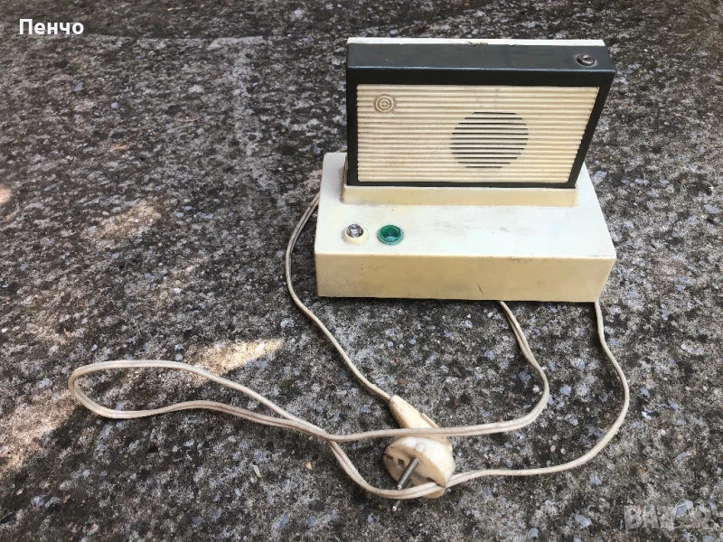 СОЦ радиоприемник "СПЕКТЪР-М" за персонално повикване на военнослужещ, снимка 1