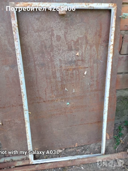 Метална рамка за прозорец, снимка 1