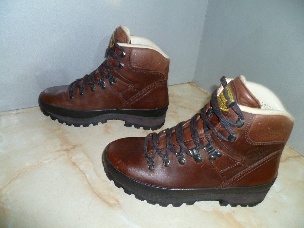 MEINDL туристически обувки №38 в Дамски боти в гр. Ямбол - ID43779863 —  Bazar.bg