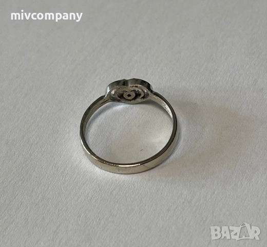 Златен годежен пръстен с диамант 2.14гр.14К+сертификат, снимка 4 - Пръстени - 52848804