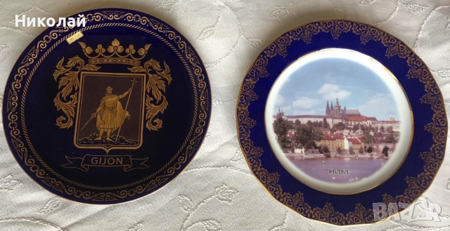 Порцеланови чинии син кобалт, декорирани с 22К злато, Хихон / Gijon и Прага, с поставки, нови, лот, снимка 14 - Колекции - 36404475