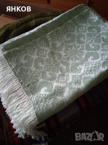 Покривка за единично легло