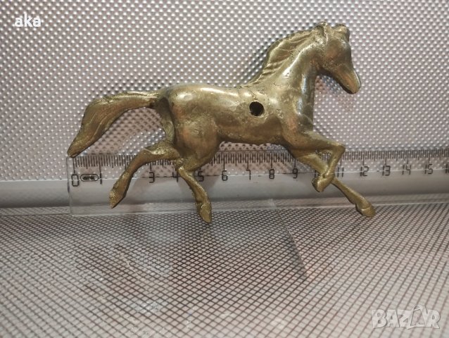 Бронз (месинг) фигура кон плътна пластика 12см.-8см. 195гр.