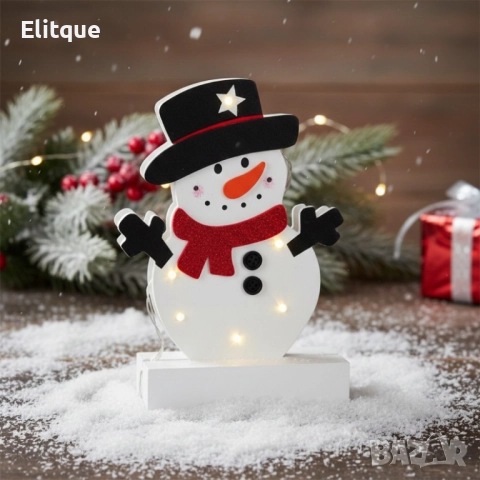 Светеща коледна украса във формата на снежен човек 25 см. Дървена LED декорация снежен човек с 6 LED