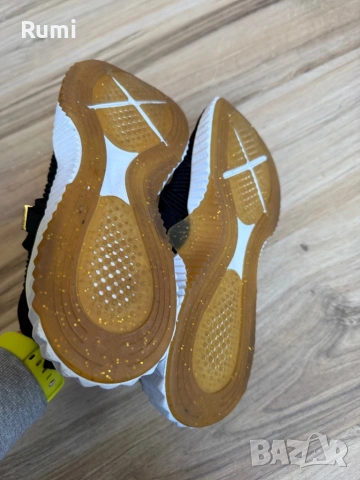 Оригинални шикозни дамски маратонки PumaDEFY MID VARISTY! 38,5 н, снимка 7 - Маратонки - 51228981