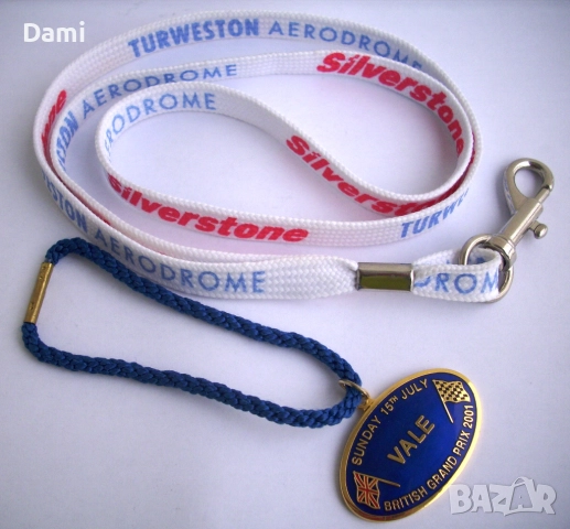 Формула 1 Силвърстоун 2001 бадж-медальон F1, снимка 2 - Фен артикули - 52877603