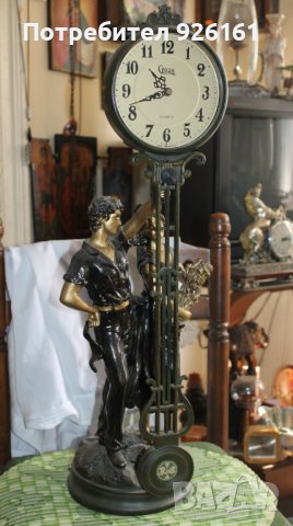 Настолен часовник, снимка 1 - Антикварни и старинни предмети - 38073959