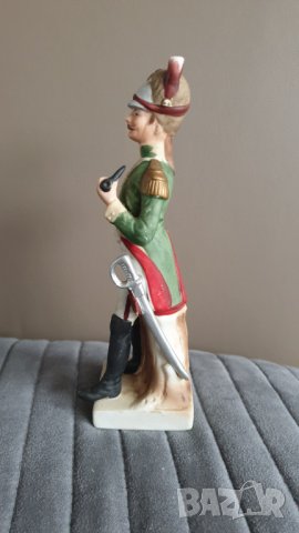 Порцеланова фигура на пехотинец ФРАНЦИЯ от 20 век, снимка 4 - Антикварни и старинни предмети - 43697913