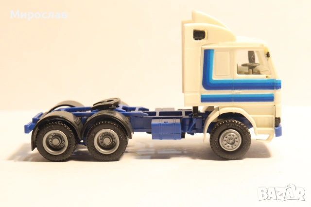 HERPA H0 1/87 SCANIA ВЛЕКАЧ КАМИОН МОДЕЛ КОЛИЧКА, снимка 4 - Колекции - 53385116