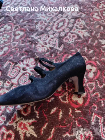 Продавам дамски официални обувки , снимка 3 - Дамски обувки на ток - 49418856