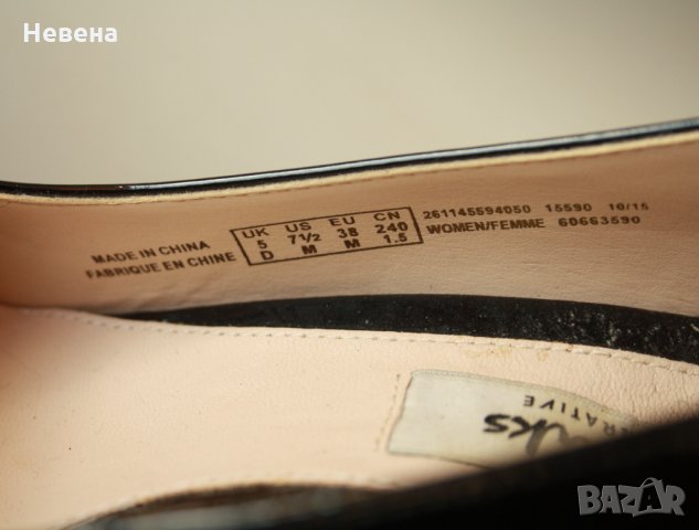 Класически дамски Обувки черни официални Clarks номер 38, снимка 3 - Дамски обувки на ток - 32317901