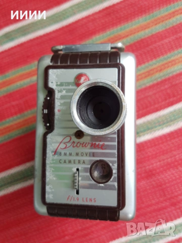 Кино камера фотоапарат , снимка 2 - Антикварни и старинни предмети - 53469458