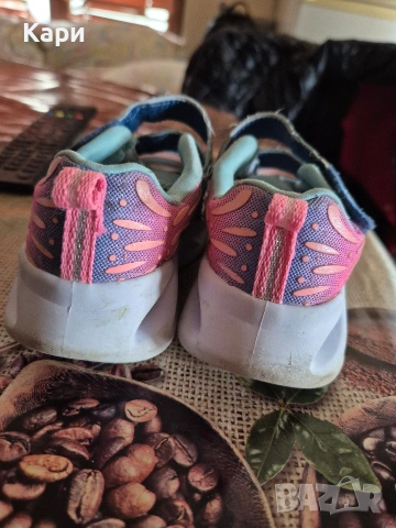 Skechers светещи маратонки 24 номер, снимка 10 - Детски маратонки - 53594031