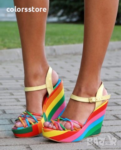Сандали на платформа - шарени - 026, снимка 2 - Сандали - 34179580