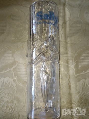 SALLYS NEW YORK - Колекционерска  релефна чаша  с танцуващи жени 500 мл, снимка 4 - Други ценни предмети - 43055969