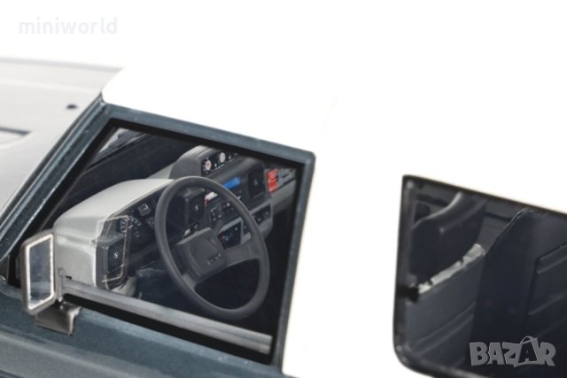 Toyota Land Cruiser LJ 73 1987 - мащаб 1:18 на Ottomobile моделът е нов в кутия, снимка 10 - Колекции - 43568727