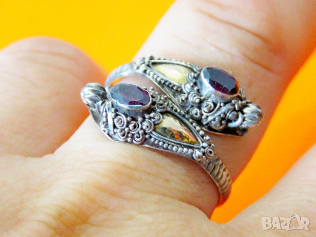 стар дамски сребърен пръстен, стар османски сребърен пръстен с орнаменти, рубини и позлата, турски, снимка 3 - Пръстени - 37692193