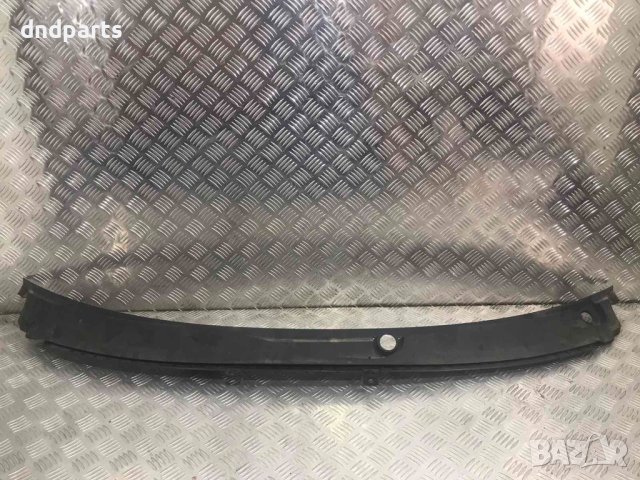 Кора под чистачките Audi A6,2005г.