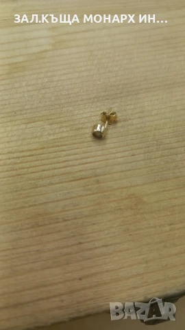 Златна обеца, снимка 4 - Обеци - 51278154