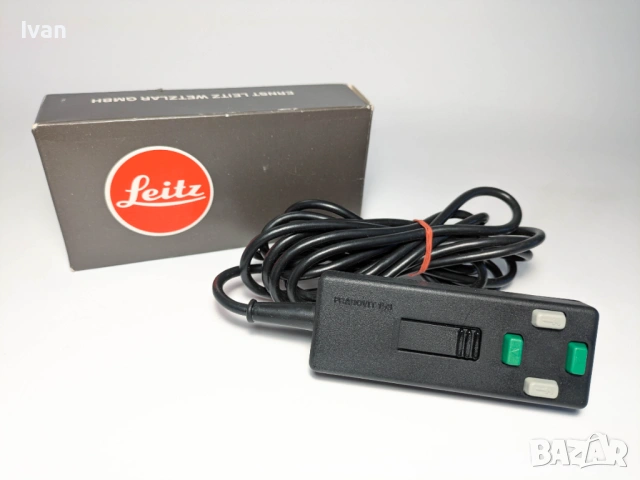 Диапроектор прожектор Leitz Leica Pradovit 153 DU с дистанционно, снимка 8 - Плейъри, домашно кино, прожектори - 53296514