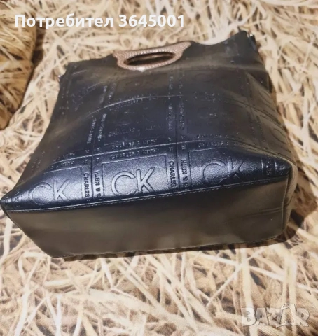 Екстравагантна дълбока черна дамска чанта от изкуствена кожа,с инициали.  НОВА , снимка 6 - Чанти - 52978632