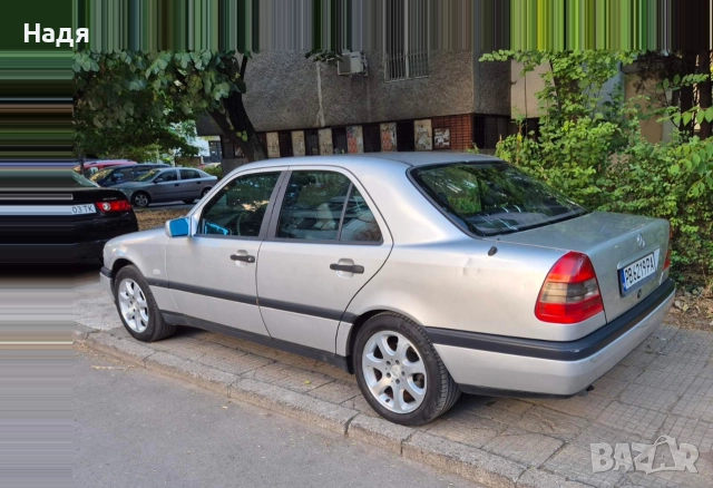 лек автомобил Мерцедес , снимка 3 - Автомобили и джипове - 52839121