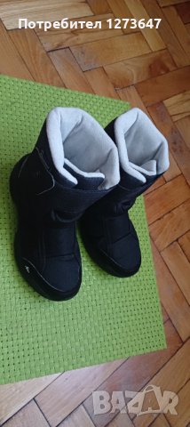 Апрески Декатлон 32 номер, снимка 3 - Детски боти и ботуши - 43164017