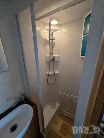 Каравана FLEETWOOD четири-пет местна , снимка 11 - Каравани и кемпери - 53031348