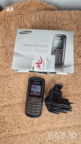 Телефон Samsung GT-E1081T
