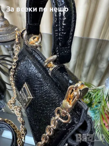 Dolce&Gabbana Дамска Малка Чанта Долче И Габана - Налични Различни Цветове Код E56, снимка 2 - Чанти - 50227514