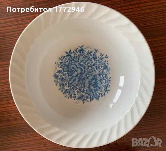 Дълбока порцеланова чиния - купа;  2 елепсовидни, снимка 3 - Чинии - 33072933