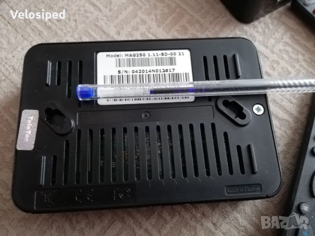 ТВ тунер Iptv box mag-250 , снимка 2 - Приемници и антени - 52143795