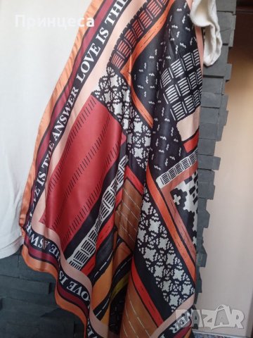 Тениска с шал!  ZARA , снимка 2 - Тениски - 39298293