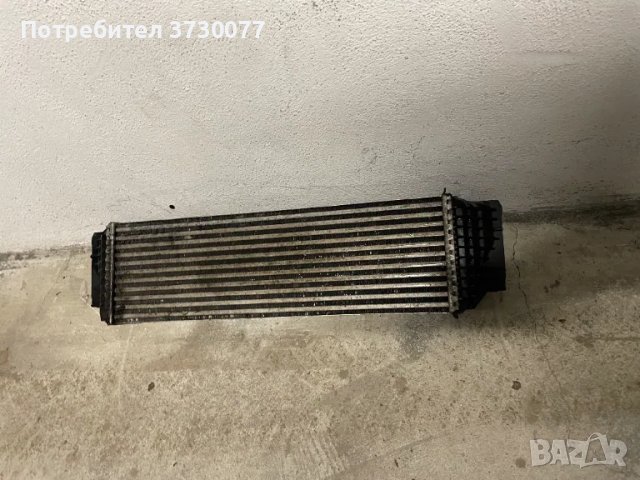 BMW F10 F07 F06 F12 F13 F01 F02 радиатор турбо Интеркулер Charge-air cooler , снимка 2 - Части - 49317219