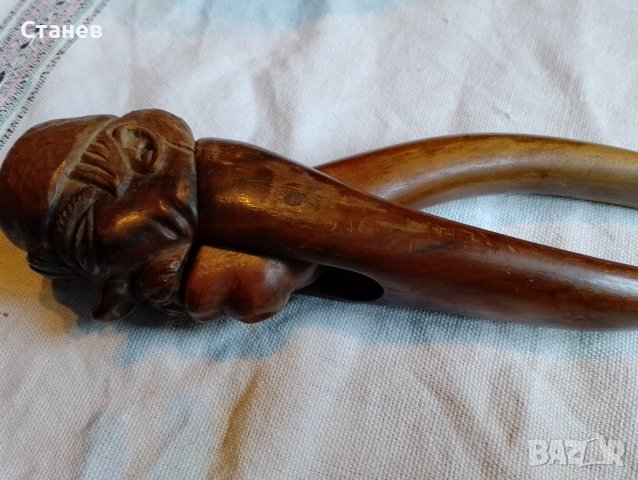 Лешникотрошачка дърворезба, снимка 1 - Антикварни и старинни предмети - 43475060