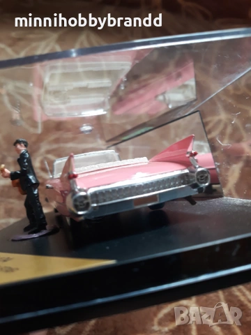 Cadillac 1.43 Rock Star 1959 Elvis Presley Vitesse Limited Edition, снимка 16 - Колекции - 53044005