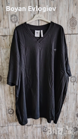 Спортна тениска Adidas 