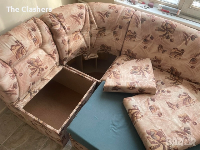 Кухненски диван с функция сън, снимка 3 - Дивани и мека мебел - 52076681