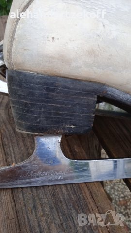 Кънки за лед, снимка 12 - Зимни спортове - 37801791