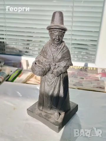Статуетка стара жена, снимка 8 - Антикварни и старинни предмети - 50098599