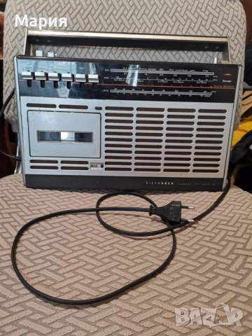 Ретро радио0касетофон telefunken bajazzo compact 101, снимка 4 - Аудиосистеми - 52863710