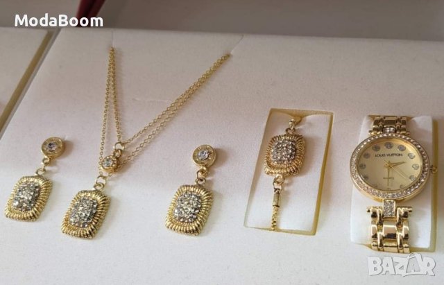 🤩✨Маркови дамски подаръчни комплекти бижута🤩✨, снимка 10 - Бижутерийни комплекти - 43375681