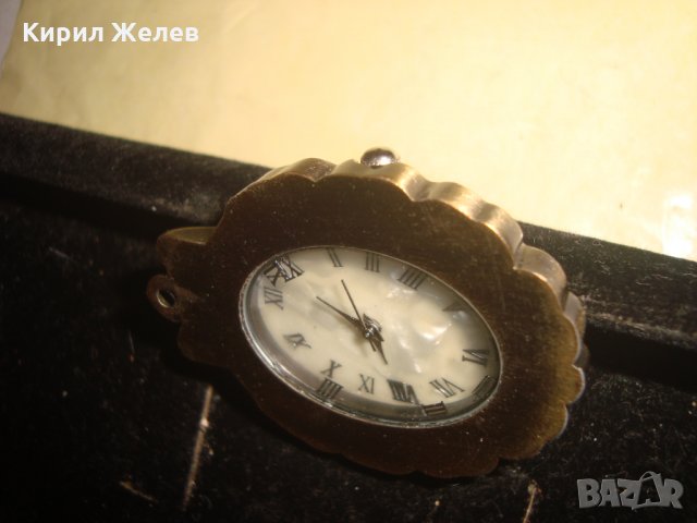 БРОНЗОВ АРТ-ДЕКО СТИЛ МЕДАЛЬОН - ЧАСОВНИК 21812, снимка 2 - Дамски - 32785774