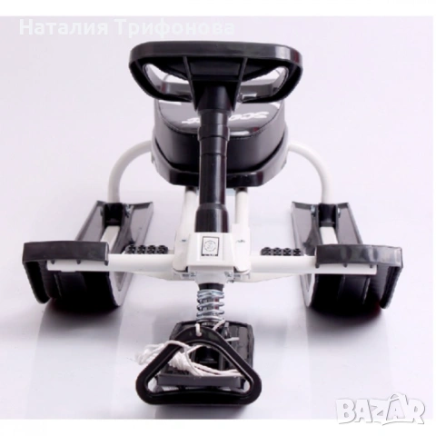 Зимна шейна с кормило, предни и задни ски и метална спирачка Mustang, снимка 5 - Зимни спортове - 53064157