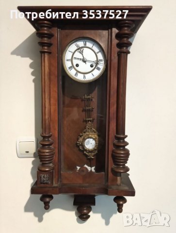 Старинен стенен часовник 