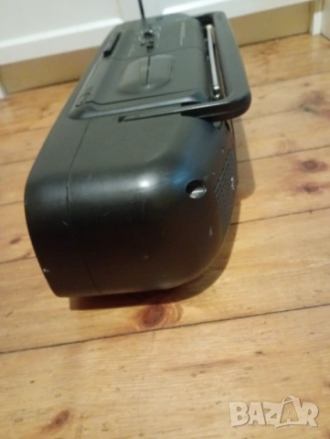 Касетофон Sony CFD-55S със CD. Работи само на радио., снимка 4 - Радиокасетофони, транзистори - 53399856