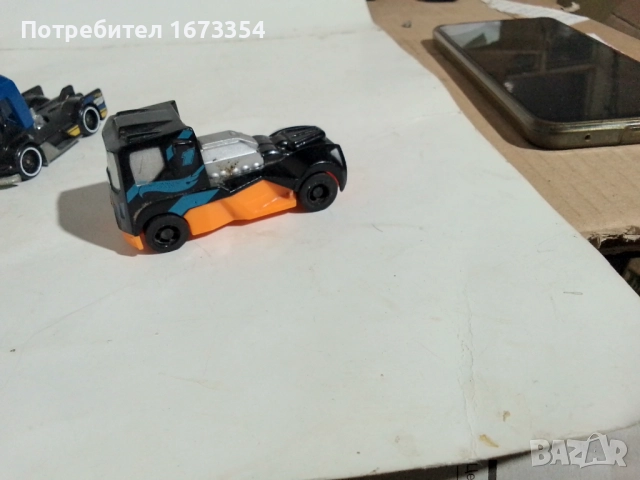 Камиони HOTWHEELS + други, снимка 16 - Други ценни предмети - 51781015