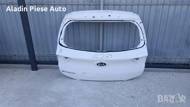 Kia Stonic хечбек след 2017г 