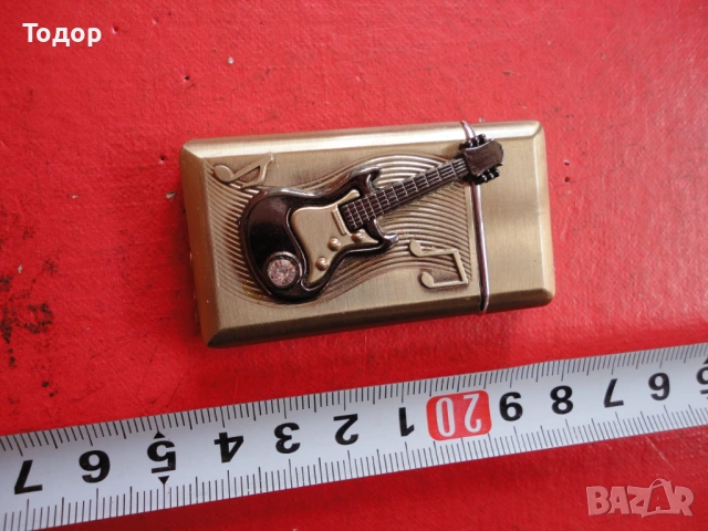 Запалка китара 